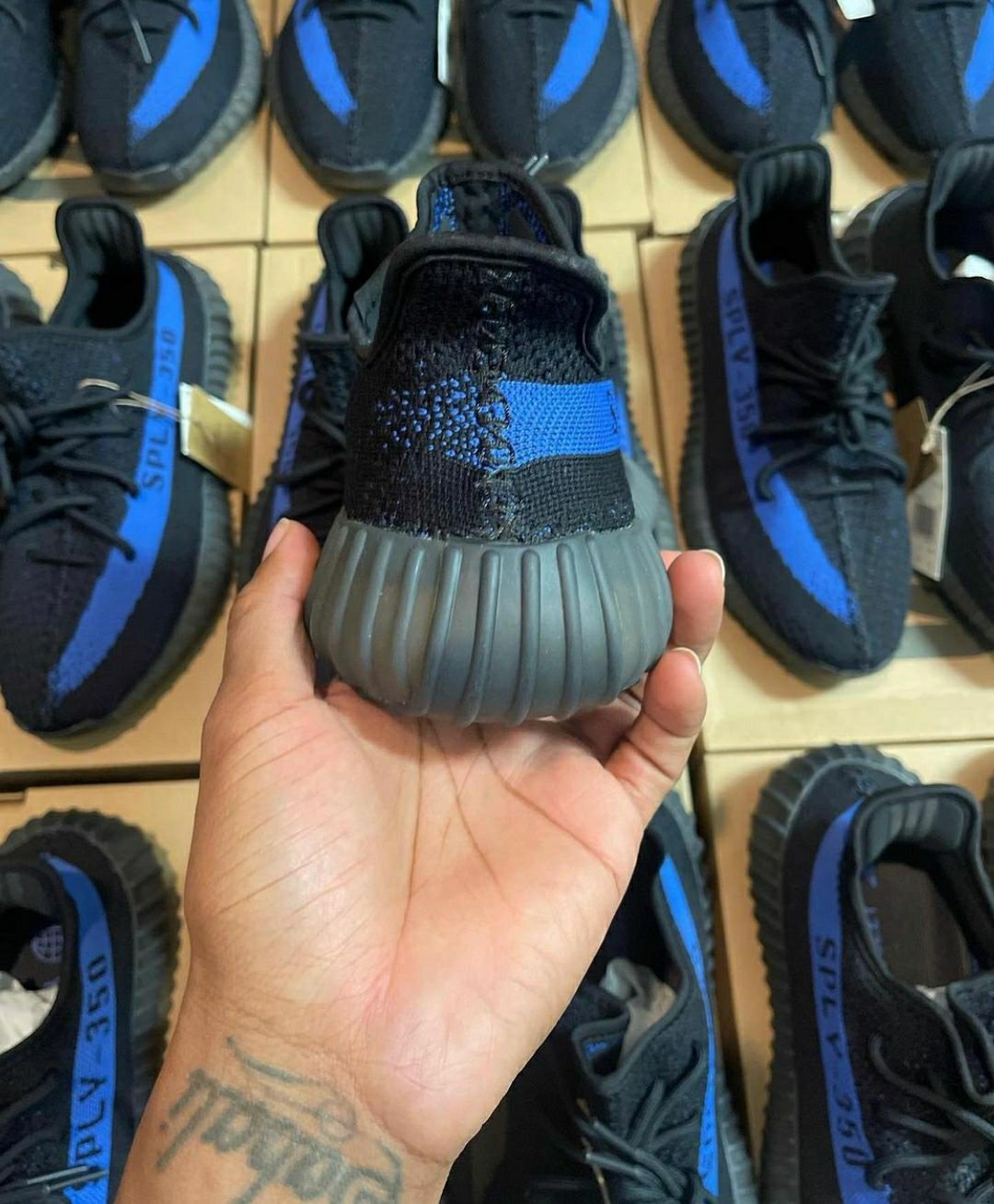 Buy Yeezy Shoes Pallet