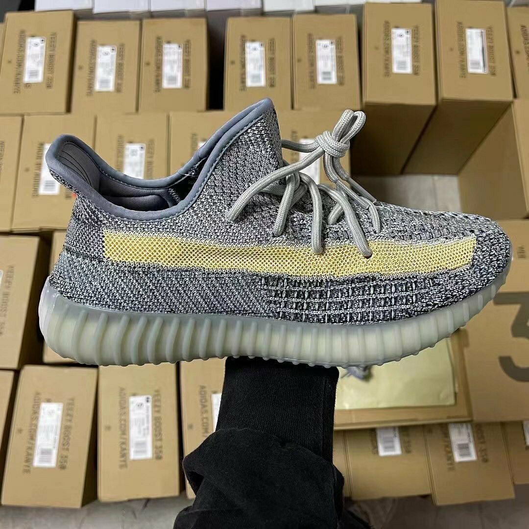 Buy Yeezy Shoes Pallet