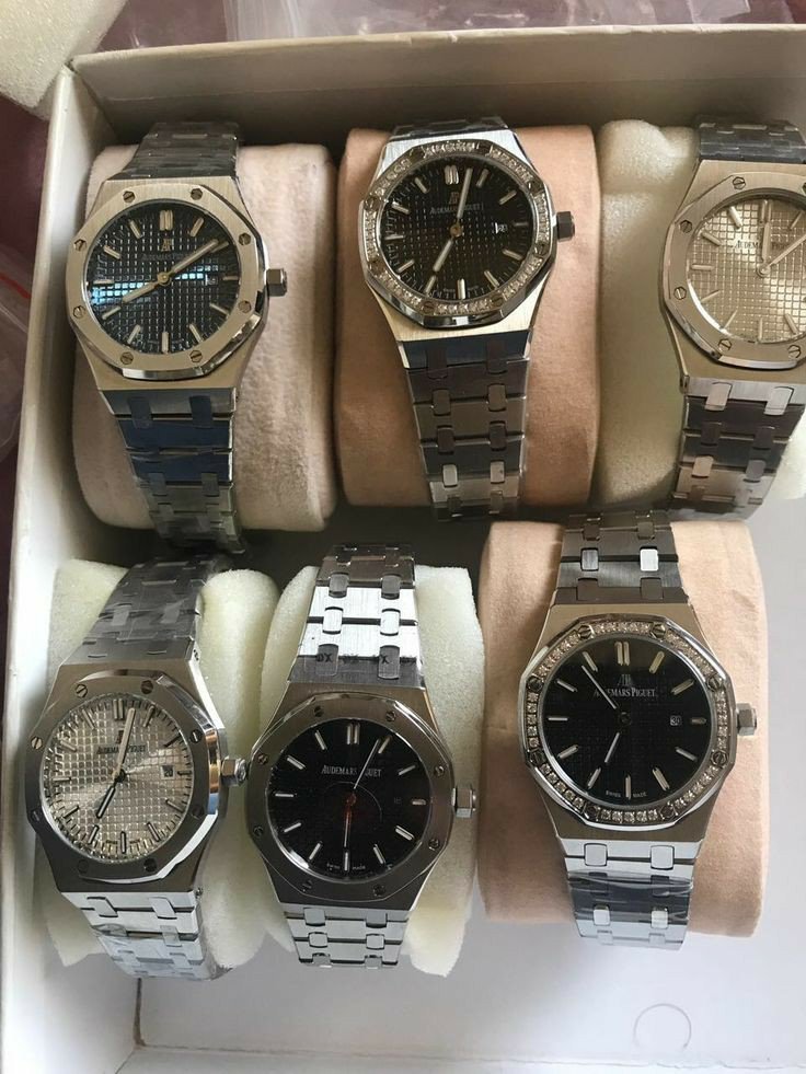 CASUAL WATCH PALLETS FOR SALE