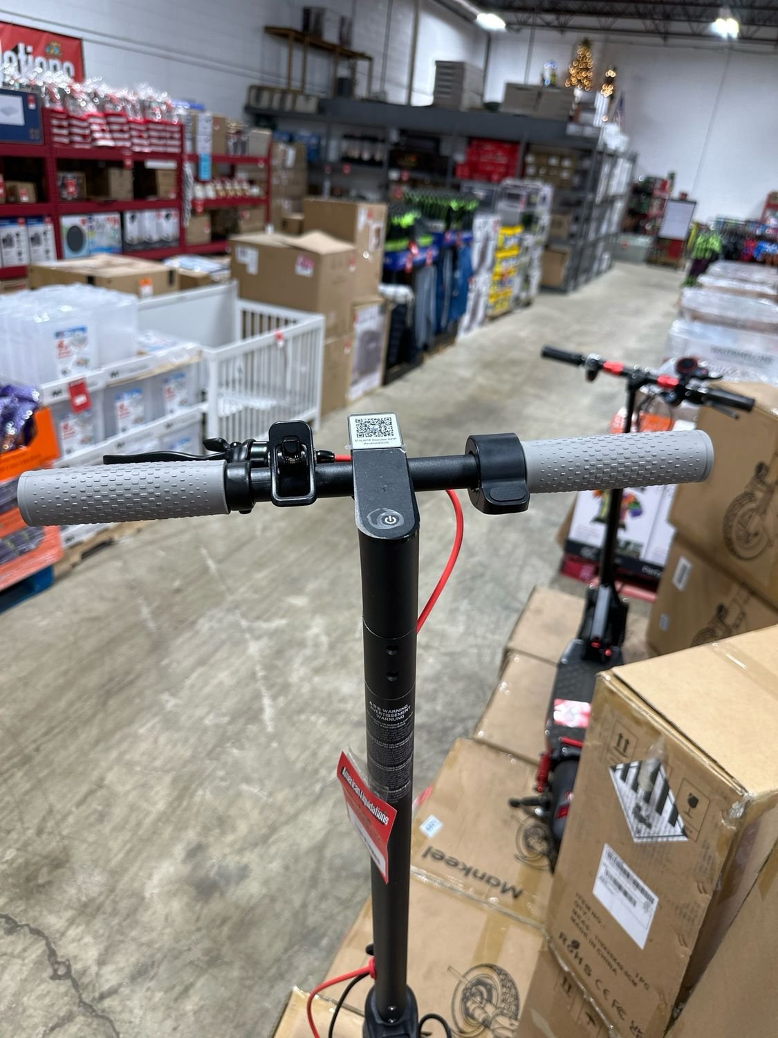 ELECTRIC SCOOTER